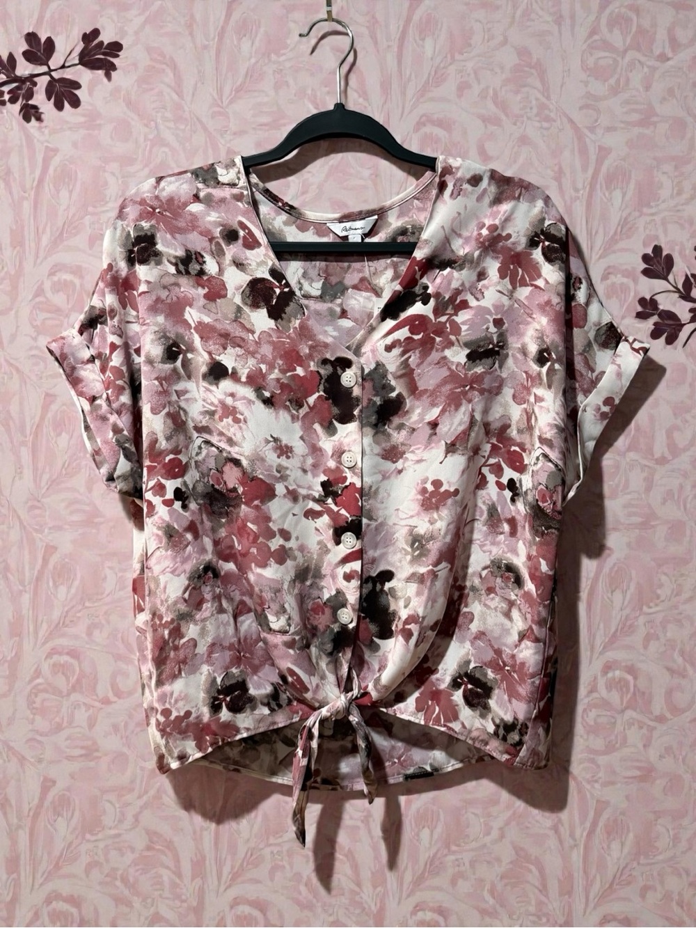 NWT Reitmans Pink/Burgundy/Grey/Off-White Abstract Floral Tie-Front Top